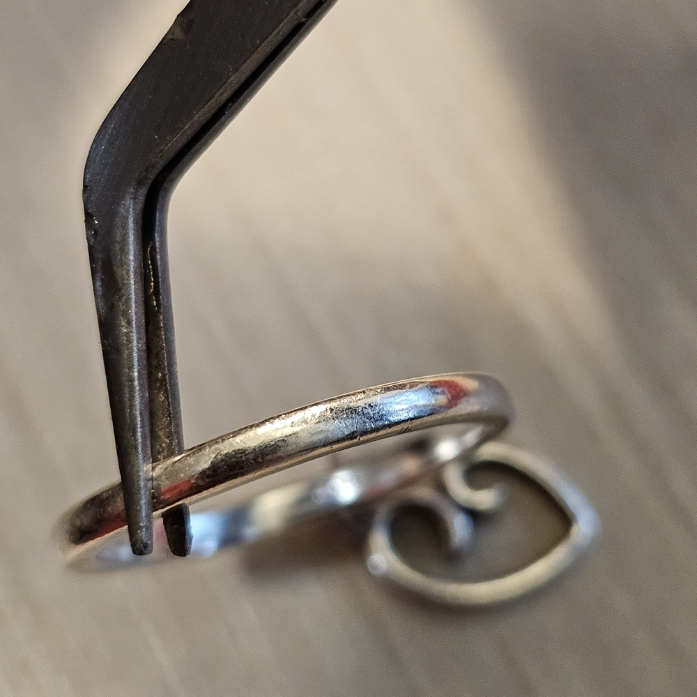 James Avery Silver Heart Charm Ring - Picture 4 of 4
